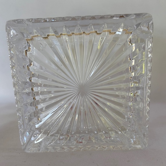 VERY CUTE LEAD CRYSTAL SQUARE VASE BABY SHOWER OR YOUR “BABY”s GIFT - Picture 7 of 12